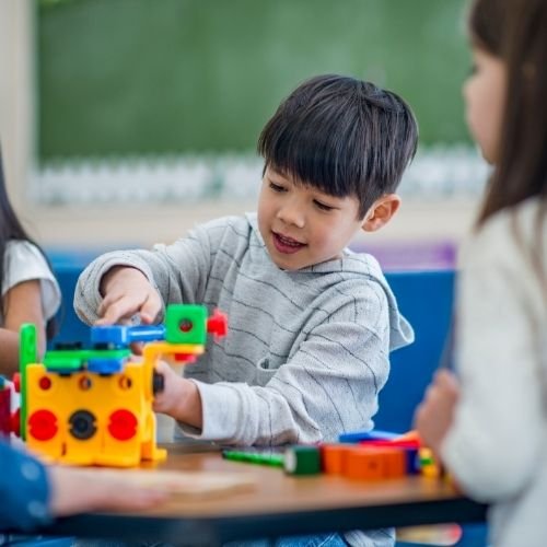 Oliver Preschool, the cost-effecient LKG School in Surathkal.
